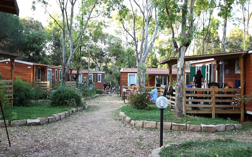 Camping Villaggio L'Ultima Spiaggia Bari Sardo Bagian luar foto